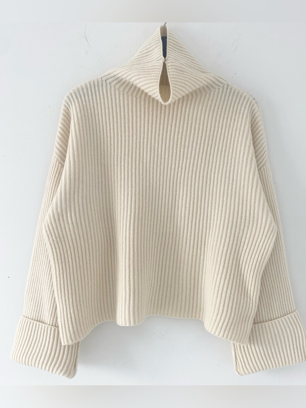 100% Pure New Wool Turtleneck Sweater
